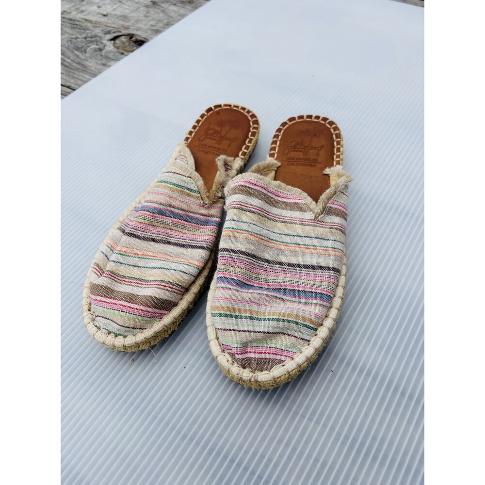 Jellypop Women 7.5 Slip On Fashion‎ Sneaker Shoes Multi Color Stripe EUC